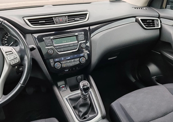 Nissan Qashqai cena 45999 przebieg: 283187, rok produkcji 2016 z Wolbrom małe 781